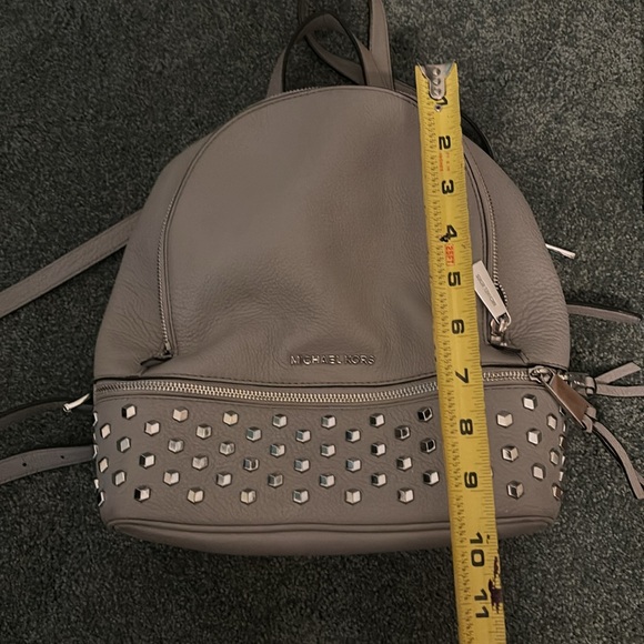 NWOT MICHAEL KORS GRAY backpack - Picture 11 of 11